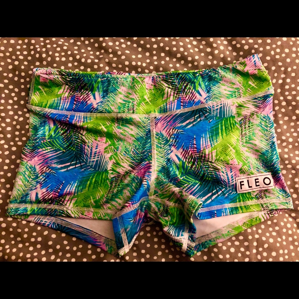 FLEO Tropical Jungle 2.5in inseam shorts